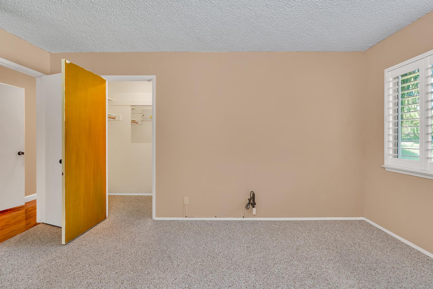 6067 N Teilman Ave, Fresno, CA 93711