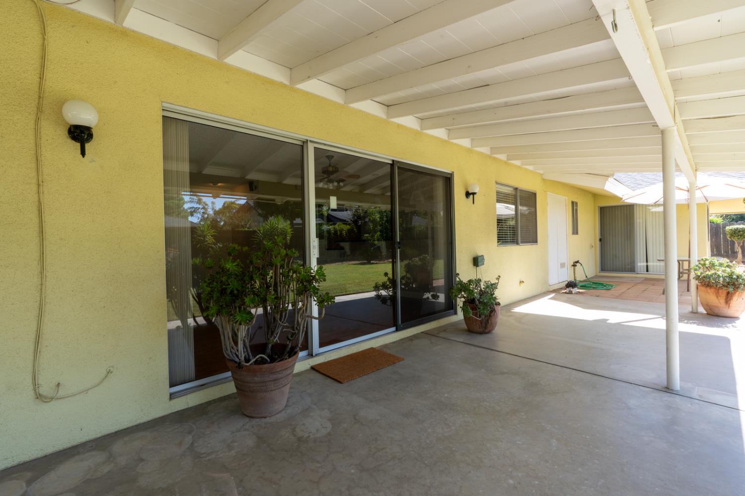 6067 N Teilman Ave, Fresno, CA 93711