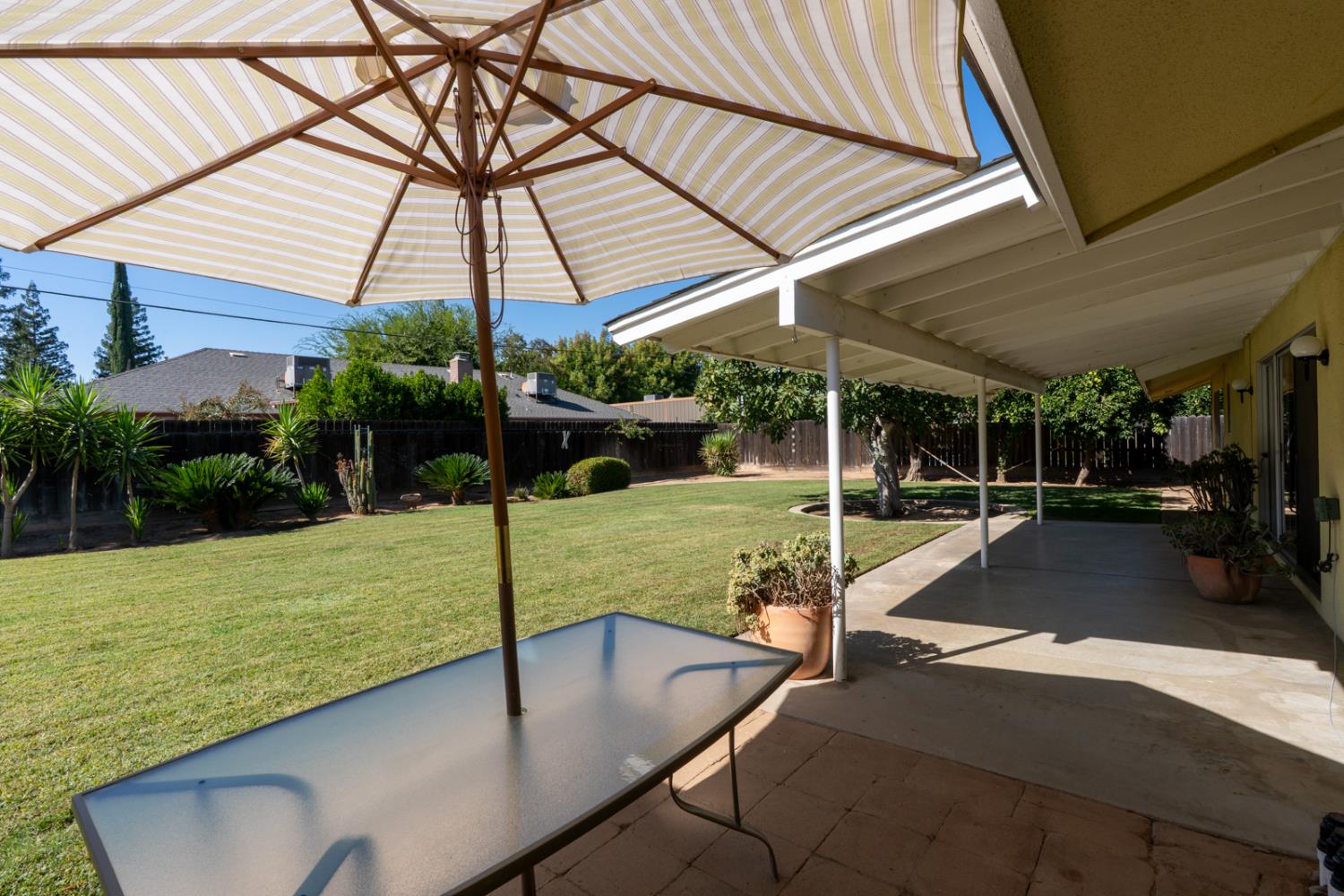 6067 N Teilman Ave, Fresno, CA 93711