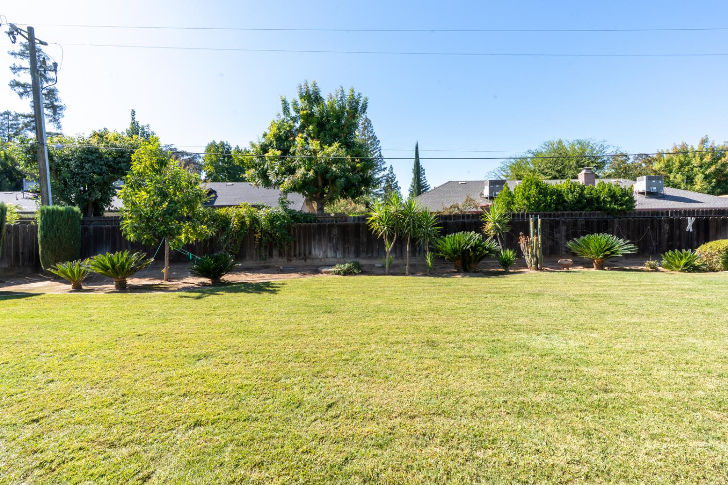 6067 N Teilman Ave, Fresno, CA 93711