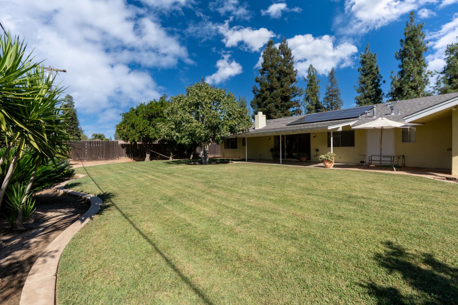 6067 N Teilman Ave, Fresno, CA 93711