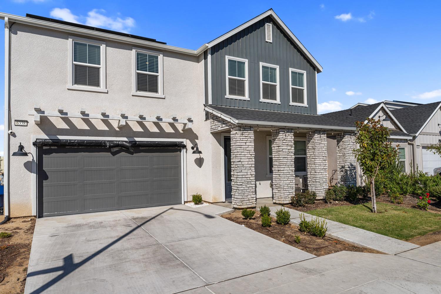 6338 E Ramona Way, Fresno, CA 93727
