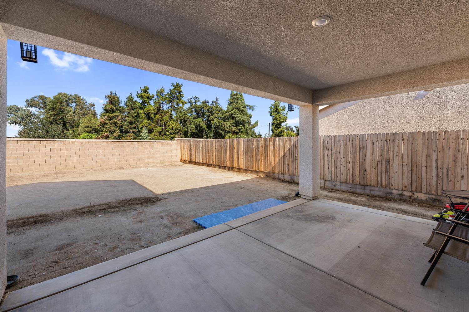 6338 E Ramona Way, Fresno, CA 93727