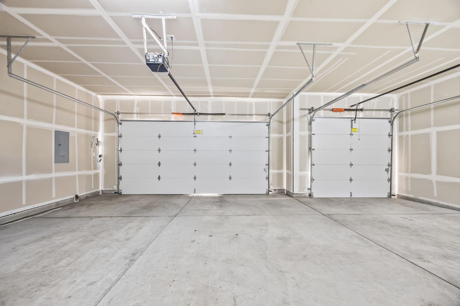 1836 E Bella Rosa Ave, Fresno, CA 93730