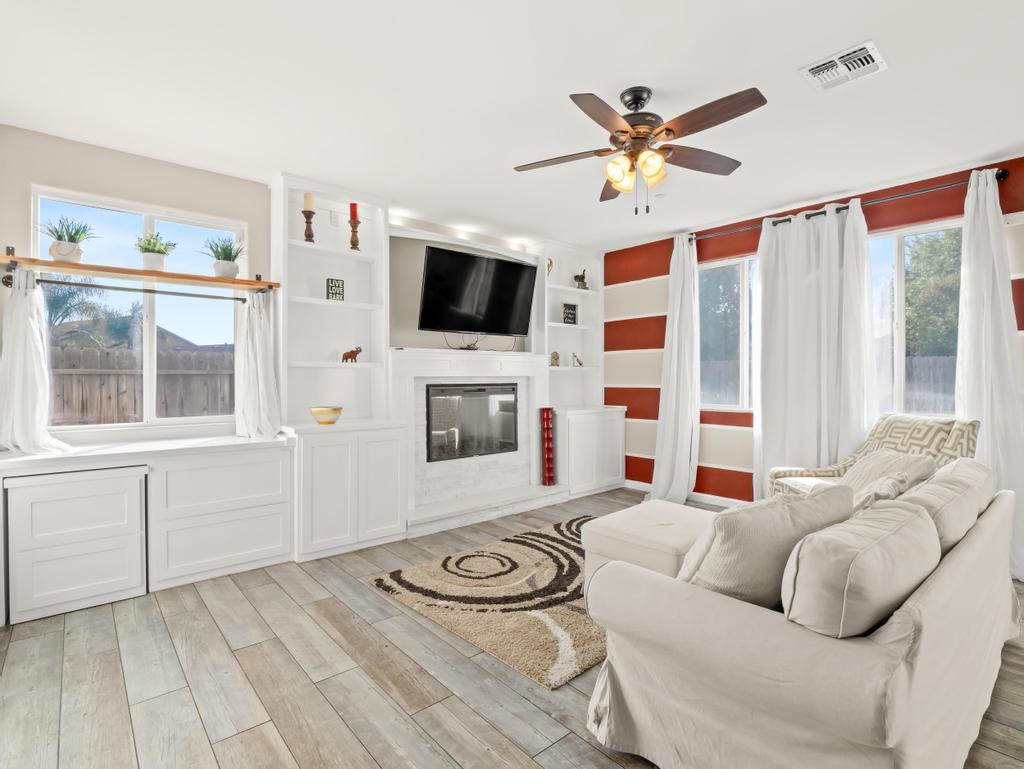 5774 E Beck Ave, Fresno, CA 93727