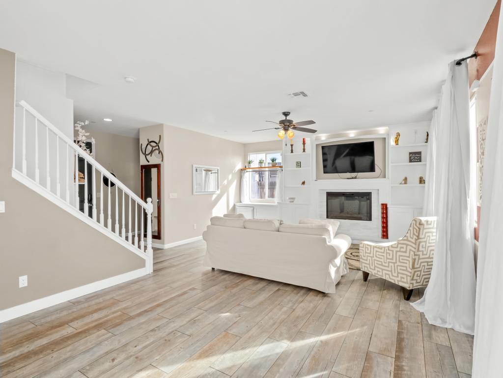 5774 E Beck Ave, Fresno, CA 93727