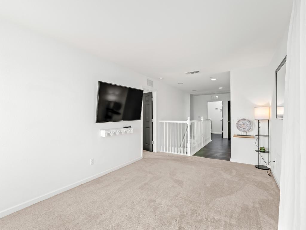 5774 E Beck Ave, Fresno, CA 93727