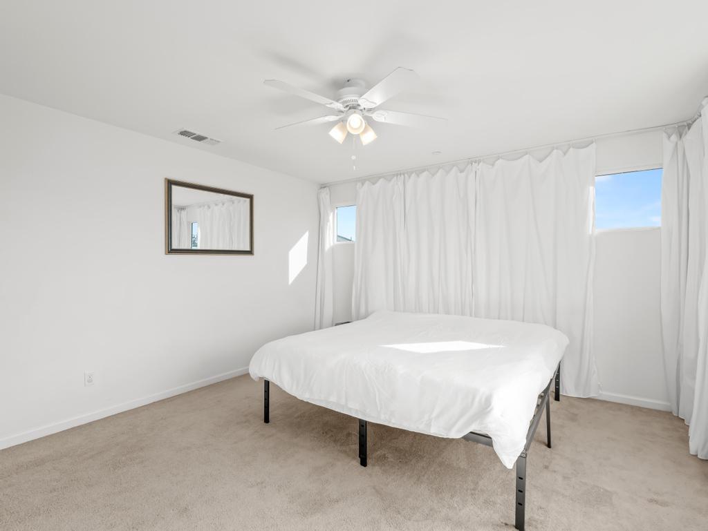 5774 E Beck Ave, Fresno, CA 93727