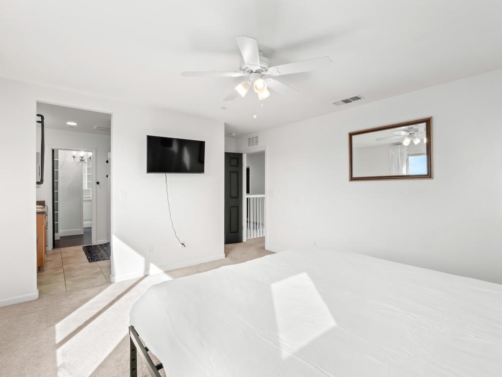 5774 E Beck Ave, Fresno, CA 93727