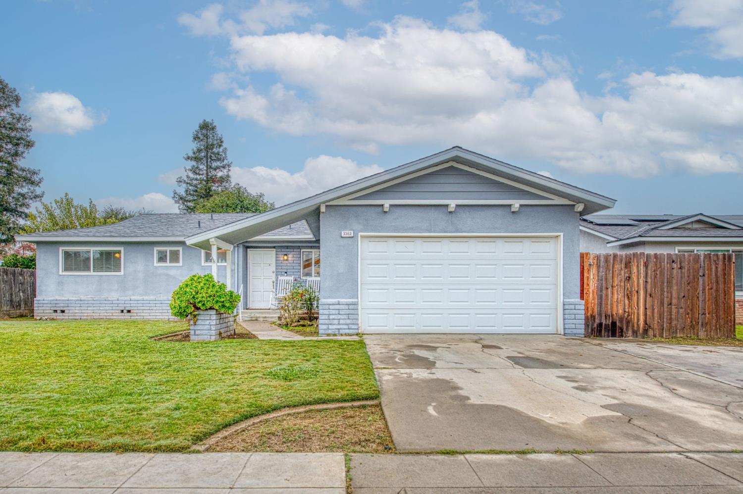 3362 W Celeste Ave, Fresno, CA 93711