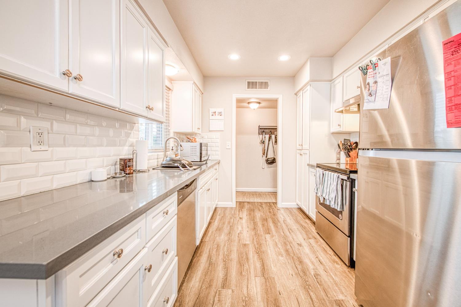 3362 W Celeste Ave, Fresno, CA 93711