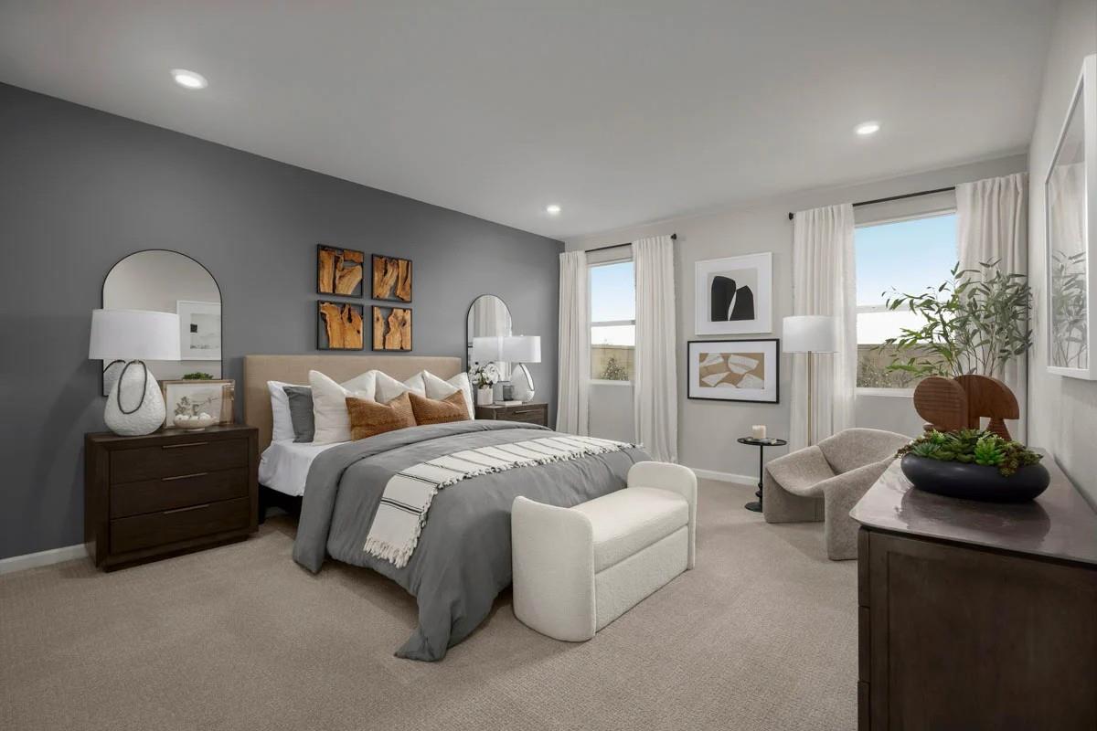 2194 S Sylmar Ave, Fresno, CA 93725